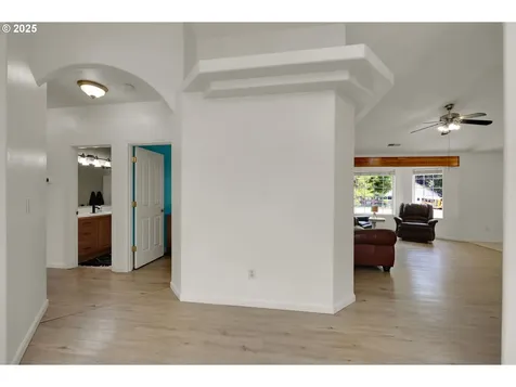 25219 Corky Lane Veneta OR 97487