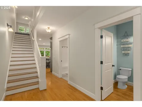 11724 SW 39th Avenue Portland OR 97219
