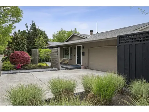 835 NE 33rd Avenue Portland OR 97232