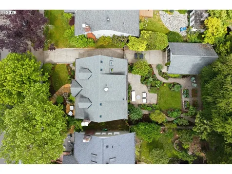 1002 SE 54th Avenue Portland OR 97215