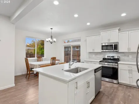 2327 Turnbull Court Forest Grove OR 97116