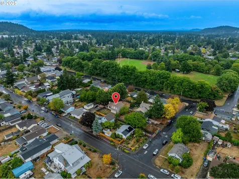 9913 SE Steele Street Portland OR 97266