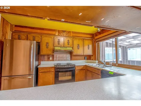 13722 SE Holgate Boulevard Portland OR 97236