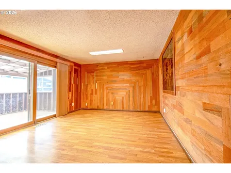 13722 SE Holgate Boulevard Portland OR 97236