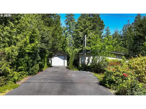 35025 The Glade Nehalem OR 97131