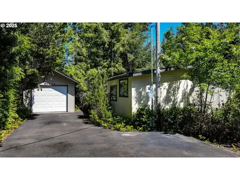 35025 The Glade Nehalem OR 97131