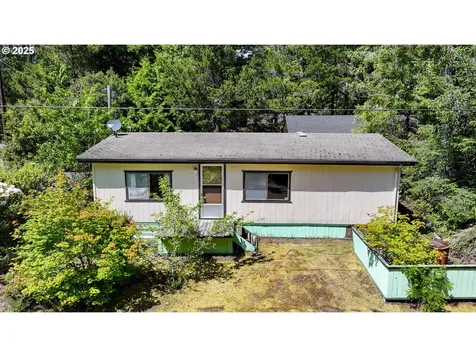 35025 The Glade Nehalem OR 97131
