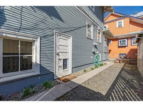 3257 SE Stephens Street Portland OR 97214