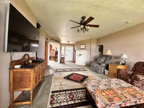 81897 Reavis Lane Enterprise OR 97828