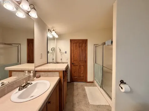 81897 Reavis Lane Enterprise OR 97828