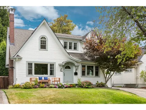 2726 NE 12th Avenue Portland OR 97212