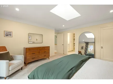 2726 NE 12th Avenue Portland OR 97212