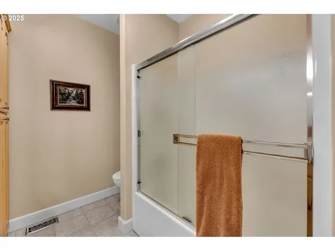 11407 NW 29th Avenue Vancouver WA 98685