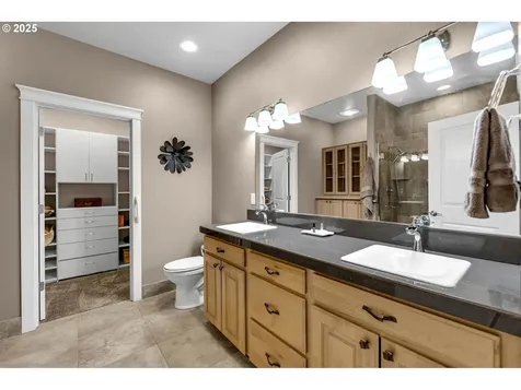 11407 NW 29th Avenue Vancouver WA 98685