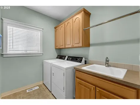 11407 NW 29th Avenue Vancouver WA 98685