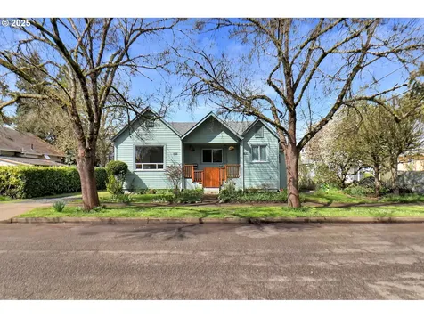 1258/1260 Van Buren Street Eugene OR 97402