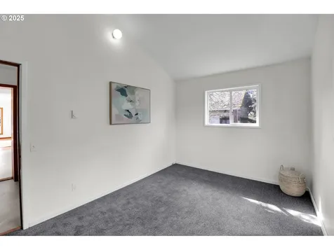 1258/1260 Van Buren Street Eugene OR 97402