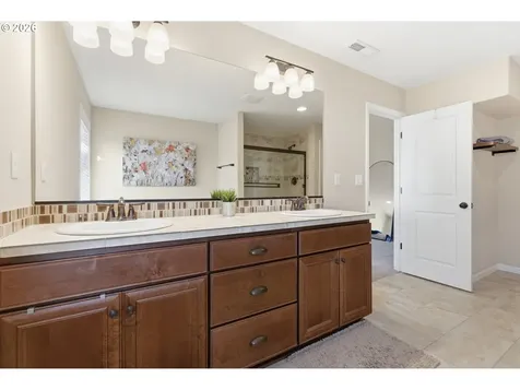 3750 SE Mckenzie Avenue Hillsboro OR 97123