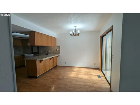4040 SE Wynnwood Drive Hillsboro OR 97123