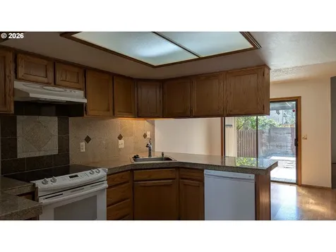 4040 SE Wynnwood Drive Hillsboro OR 97123