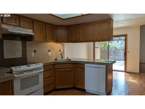 4040 SE Wynnwood Drive Hillsboro OR 97123