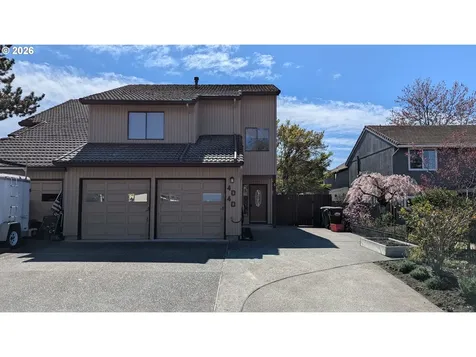 4040 SE Wynnwood Drive Hillsboro OR 97123