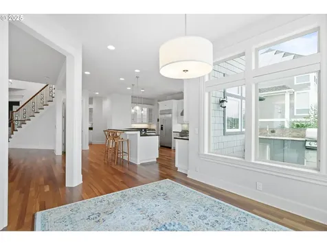 9941 NW Upton Court Portland OR 97229
