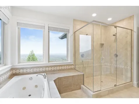 9941 NW Upton Court Portland OR 97229