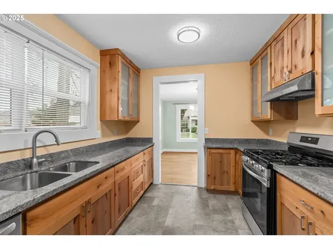1010 Monroe Street Eugene OR 97402