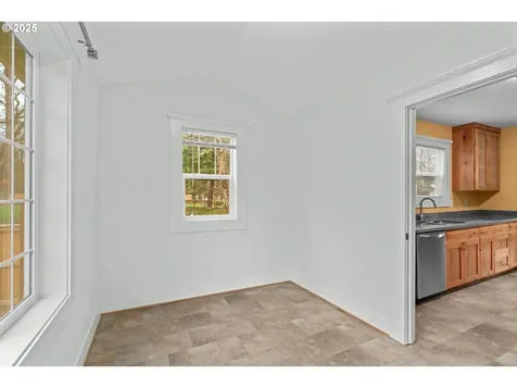 1010 Monroe Street Eugene OR 97402