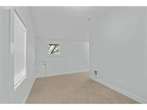 1010 Monroe Street Eugene OR 97402