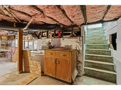 1010 Monroe Street Eugene OR 97402
