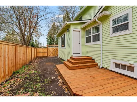 1010 Monroe Street Eugene OR 97402