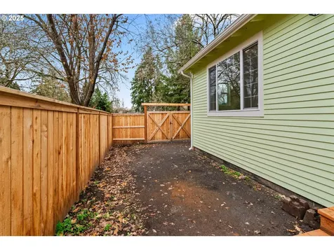 1010 Monroe Street Eugene OR 97402