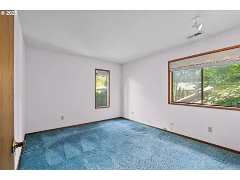 10420 SW Paulina Drive Tualatin OR 97062
