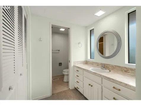 12325 SW King Richard Drive Portland OR 97224