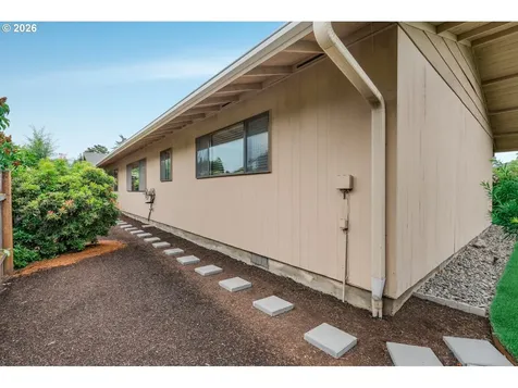 12325 SW King Richard Drive Portland OR 97224
