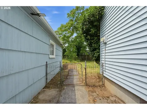 3411 SE 69th Avenue Portland OR 97206