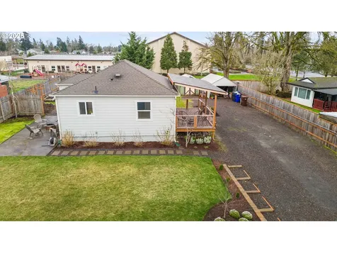 116 Glacier Street Oregon City OR 97045