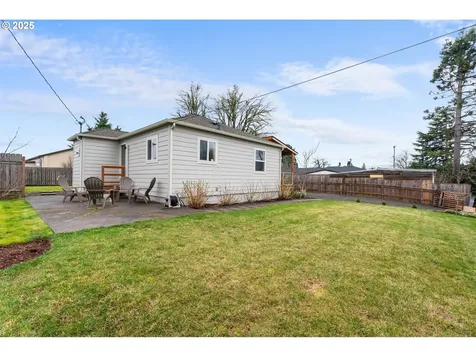 116 Glacier Street Oregon City OR 97045