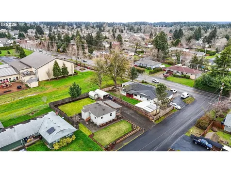 116 Glacier Street Oregon City OR 97045