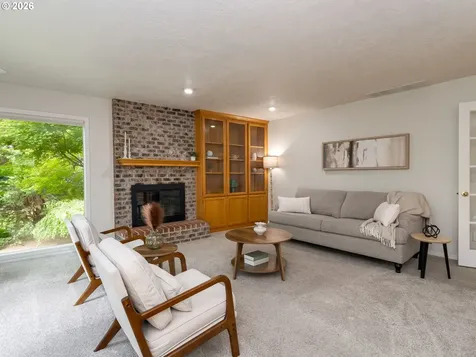 320 NW 163rd Place Beaverton OR 97006
