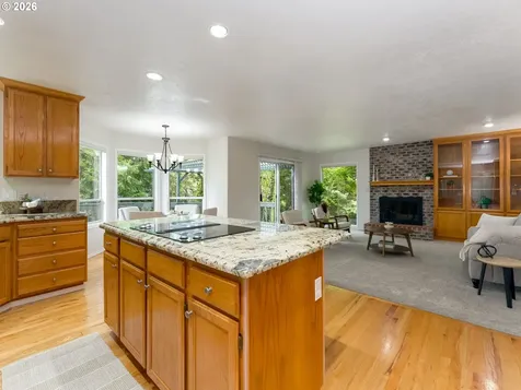 320 NW 163rd Place Beaverton OR 97006