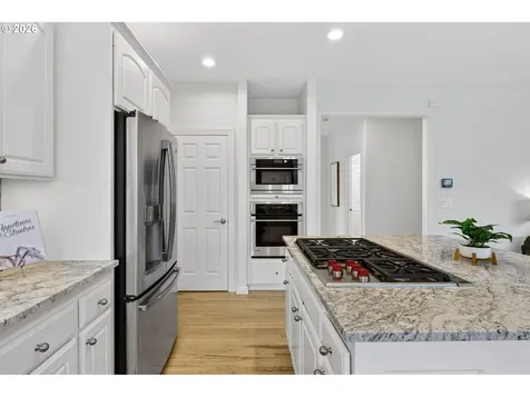 3874 NW Loriann Drive Portland OR 97229