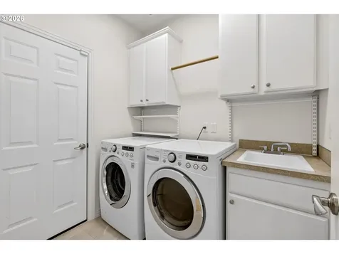 3874 NW Loriann Drive Portland OR 97229