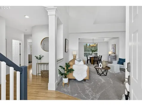 3874 NW Loriann Drive Portland OR 97229