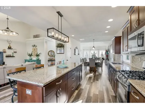 17063 SE Macanudo Street Damascus OR 97089