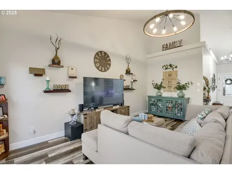 17063 SE Macanudo Street Damascus OR 97089