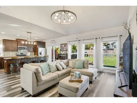 17063 SE Macanudo Street Damascus OR 97089