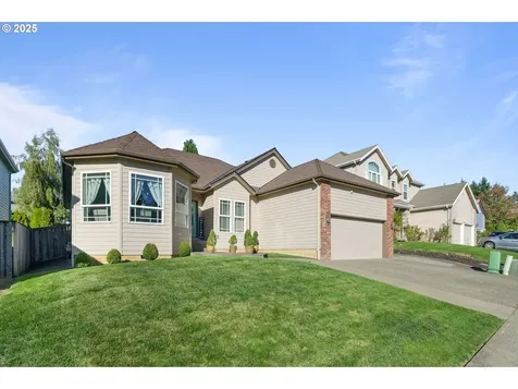 17063 SE Macanudo Street Damascus OR 97089